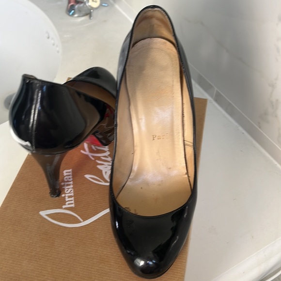 Black Christian loubtouin heels - Picture 10 of 11